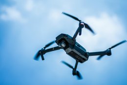 Siūlo stiprinti karinę pramonę: Lietuva turi kuo greičiau pradėti kovinių dronų gamybą