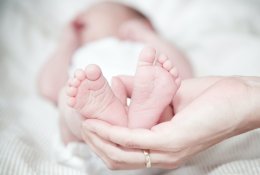 Cezario operacijos galės būti atliekamos nėščiųjų pageidavimu