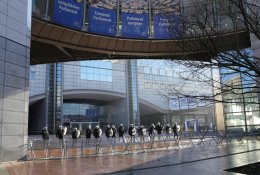 Dalyvauti Europos Parlamento rinkimuose užregistruota 17 partijų