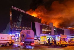 ES atstovas: nėra jokių įrodymų, kad Ukraina būtų susijusi su masinėmis šaudynėmis Maskvoje