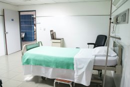 Darbo inspekcijos tyrimas Kauno klinikose: psichologinis smurtas prieš darbuotojus ir darbo apskaitos pažeidimai
