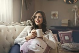5 būdai atsipalaiduoti namuose po įtemptos dienos