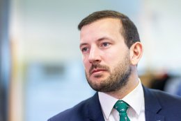 Lietuvai gali tekti trumpam ieškoti pamainos eurokomisarui V. Sinkevičiui