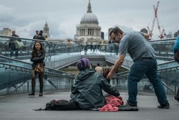 Londono gatvėse nakvoja rekordinis skaičius žmonių
