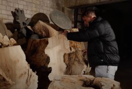 Baldus iš medienos kuriantis Donatas: „Tvarumas – tai harmonija su savimi“