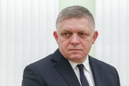 V. Putinui besilankstančiam Slovakijos premjerui inicijuojamas balsavimas dėl nepasitikėjimo