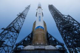 Konkurencija E. Muskui: milijardieriaus J. Bezoso raketa pasiekė orbitą