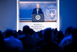 D. Trumpas pasaulio lyderiams: gaminkite savo produktus Amerikoje arba mokėkite muitus