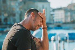Kodėl skauda galva: dažniausios priežastys ir kaip jas atpažinti?
