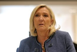 Nuteista M. Le Pen tikisi triumfuoti Prancūzijos prezidento rinkimuose