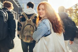 Globojamų vaikų atskirtį sumažintų geresni socialiniai įgūdžiai