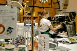 Moksleivius įdarbinsiantiems verslams sostinės valdžia skirs kompensacijas