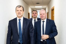 Kas taps nauju premjeru: įvardijami jau 4 galimi kandidatai