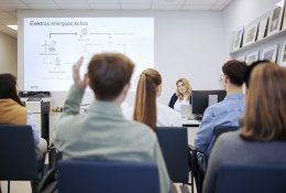 Kai verslo ir švietimo ryšys kuria vertę visai visuomenei