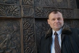 Iš medžio, molio, akmens ir tylos. Kęstučio Krasausko pasaulis