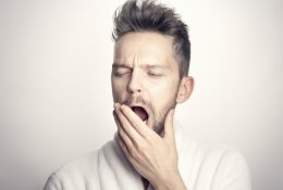 Trumpesnės dienos, ilgesnės naktys – bet kodėl nemiegam?
