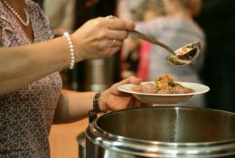JAV tęsiantis vyriausybės uždarymui milijonai amerikiečių gaus sumažintą maisto pagalbą