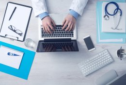 Medikų profesijos užkulisiai: laiko stoka, iššūkiai ir pacientų lūkesčiai