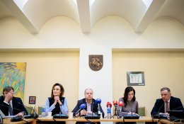 Opozicija: premjerės pareigos Ruginienei – per sunkios