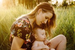 „Ištekėjusi vieniša mama“: vienišumo motinystėje epidemija