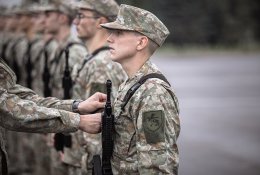 Nori studijuoti, bet esi šauktinių sąraše: kaip elgtis?