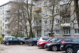 Siūloma galimybė gyventojams išpirkti savivaldybės būstus
