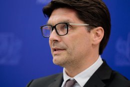 Prezidento patarėjas: finansuodami gynybą, laikinai galėtume turėti didesnį biudžeto deficitą