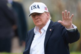 Trumpas įspėjo Zelenskį liautis pulti Rusijos dyzelino gamyklas