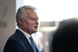 Nausėda apie oro erdvės pažeidimus: dronams galbūt sąmoningai leidžiama nukrypti nuo kurso