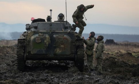 JAV perspėja: Rusija turi planų dar padidinti savo pajėgas prie Ukrainos sienos