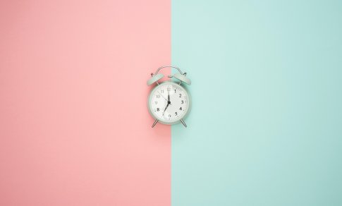 Kaip lengviau išgyventi laiko persukimą?
