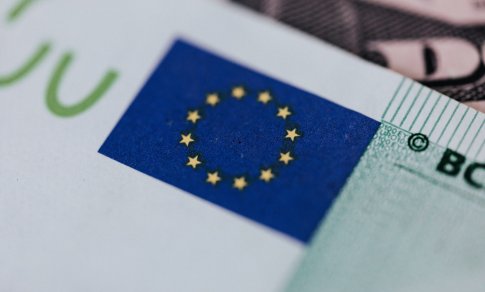 Lietuvos ekonomika per metus smuko mažiau, nei skelbta anksčiau