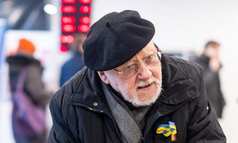 V. Landsbergis ragina valdančiuosius tęsti darbus: ritualinis susideginimas nepadės Lietuvai – tik pablogins padėtį