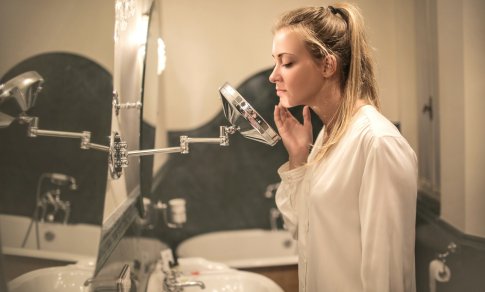 Neaiškūs bėrimai ant kūno? Vaistininkė pasakė, kokia liga už to gali slypėti