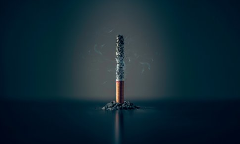 Liūdna tyrimo statistika: kas dešimtas moksleivis Lietuvoje kasdien rūko cigaretes