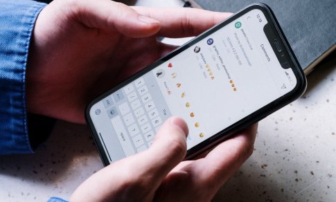 Kaip atpažinti netikrus atsiliepimus ir įvertinimus internete
