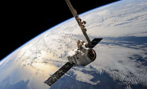 NASA pirmą kartą į Žemę atskraidino didelį asteroido mėginį
