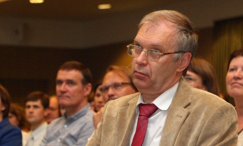 Ekonomistas R. Rudzkis: priešprieša su Kinija kitais metais gali sukelti nuosmukį Europos rinkoje