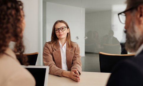 Darbuotojų trūksta kas antrai įmonei: verslo žvilgsnis krypsta į profesines mokyklas