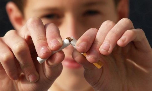PSO: per 20 metų pasaulyje smarkiai sumažėjo rūkalių skaičius