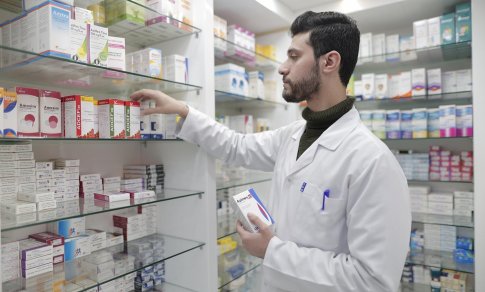 Steigiant mobilias vaistines gali trūkti jose dirbsiančių specialistų