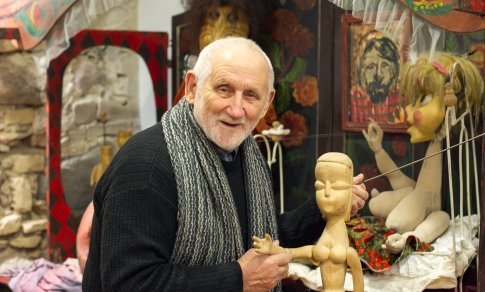 Vitalijus Mazūras – apie vaidinančias lėles, žmones ir tikrąjį teatrą