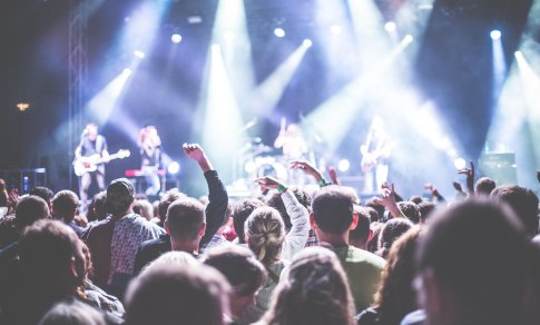 Naujas pasaulio rekordas: Vokietijoje roko koncertą surengė per 1 200 muzikantų