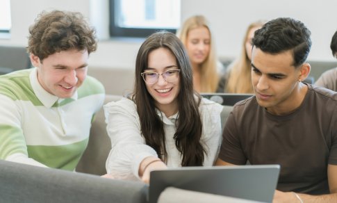 Aktualu studijuosiantiems: svarbiausios stojimo datos į pirmosios ir antrosios pakopos studijas