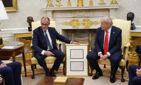 Per susitikimą su F. Merzu D. Trumpas vėl atsisakė dėl karo kaltinti Rusiją