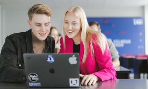 Nauja studentų karta – nauji lūkesčiai aukštajam mokslui: ko jie tikisi iš studijų?