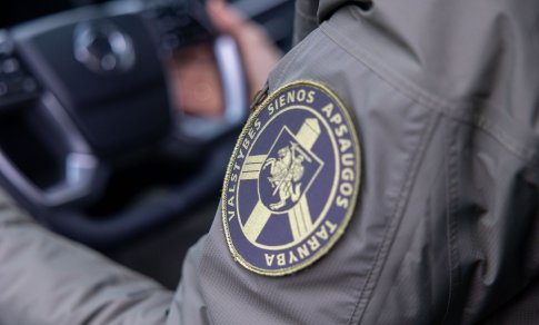 Vykstantieji iš Lietuvos į Lenkiją pasienyje bus tikrinami 13-oje vietų