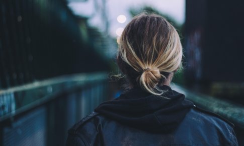 Vieniša mama apie alimentų nemokantį tėvą: mano vaikų gerovė priklauso nuo jo nuotaikos