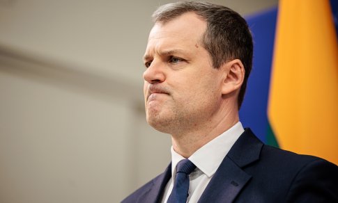 Naujo premjero skyrimo procedūra: pirmadienį atsistatydins visa Vyriausybė