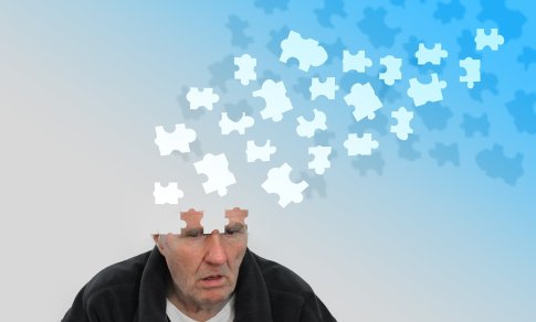 Atrastas vaistas, galintis sukelti proveržį stabdant Alzheimerio ligos progresą
